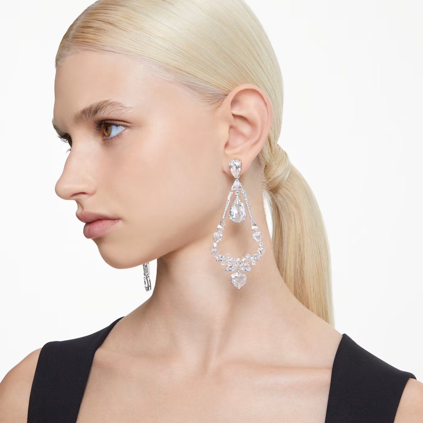 Mesmera clip earrings